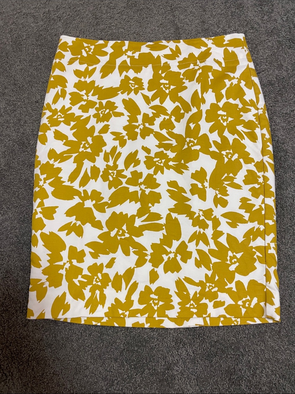 Loft 0P Women's White and Mustard Floral Pencil Skirt